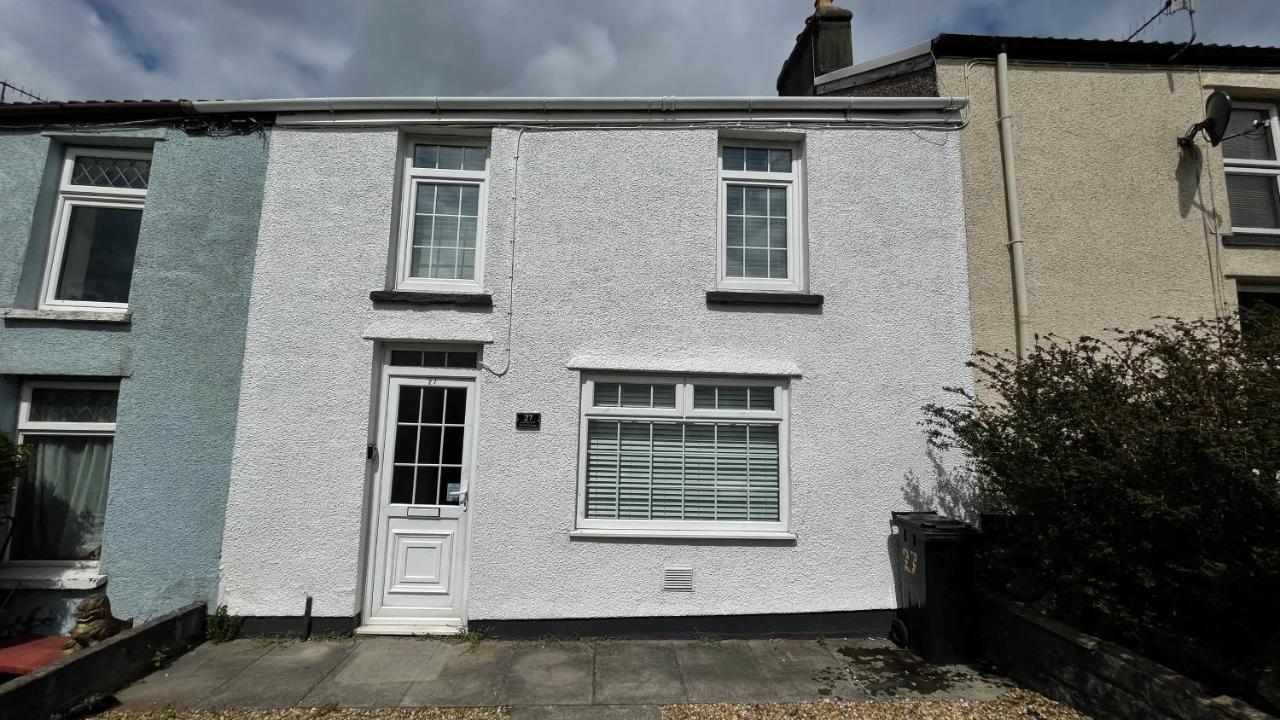 Ty Caer Cottage Merthyr Tydfil Dowlais Exteriör bild