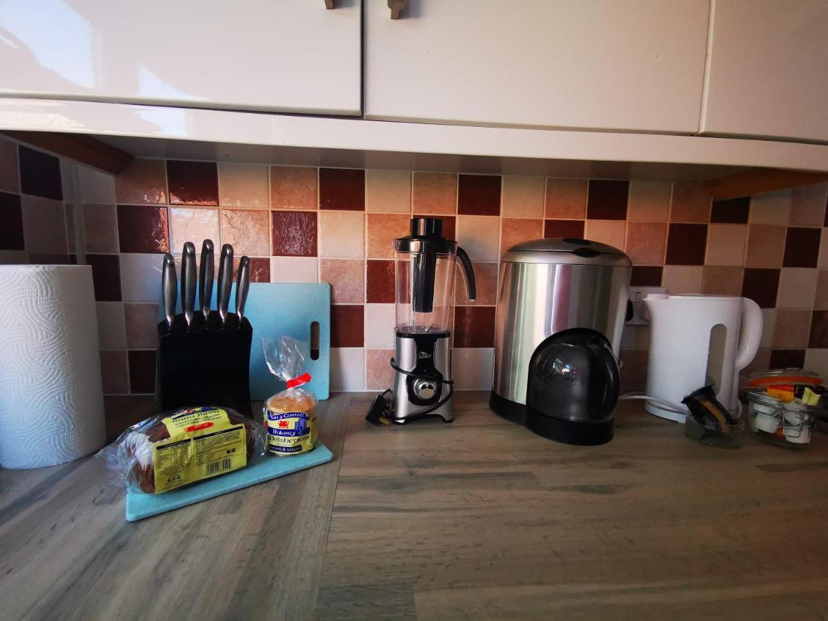 Ty Caer Cottage Merthyr Tydfil Dowlais Exteriör bild