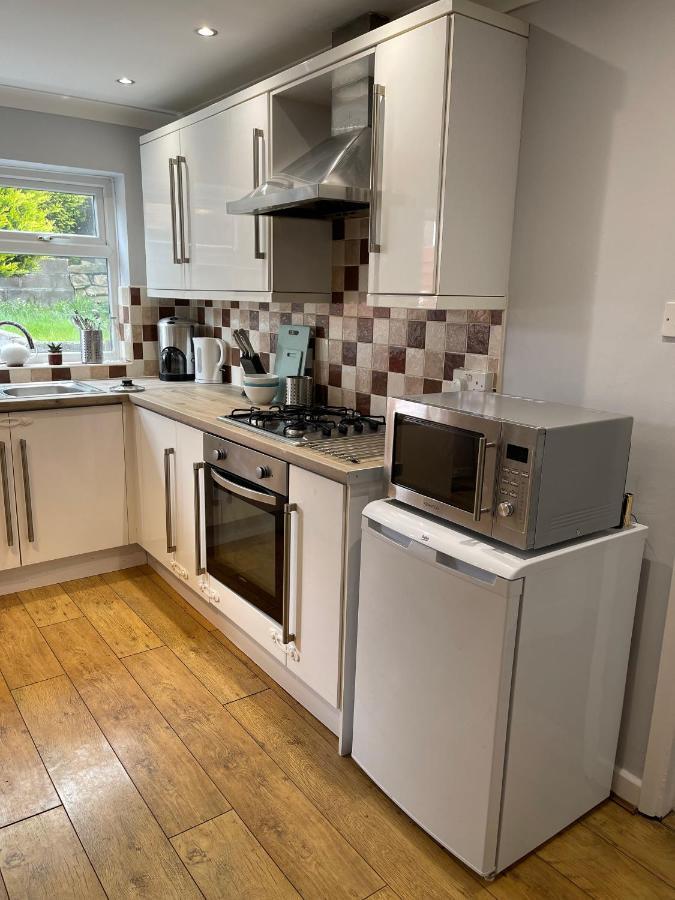 Ty Caer Cottage Merthyr Tydfil Dowlais Exteriör bild