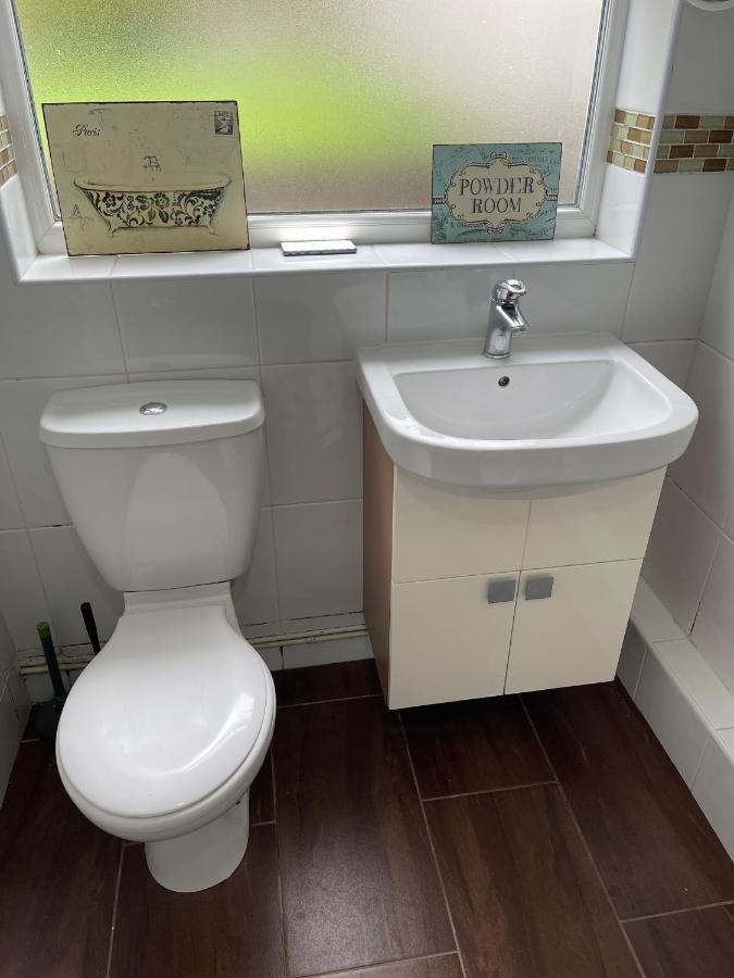 Ty Caer Cottage Merthyr Tydfil Dowlais Exteriör bild